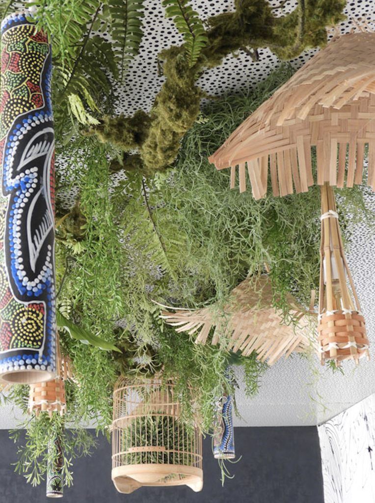 plafond végétal restaurant de plage la Baule